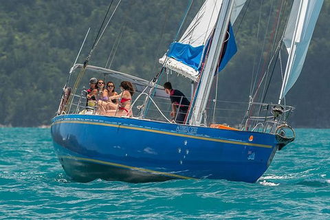 Whitsundays Sailing Experience On America's Cup Yacht Southern Cross - Accommodation Mount Tamborine 0