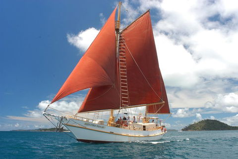 2-Day Whitsundays Sailing Adventure: Alexander Stewart - Accommodation Mount Tamborine 1