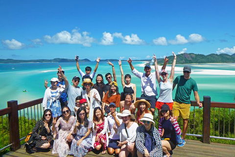 Whitsunday Island Boat Adventure - Accommodation Mount Tamborine 11