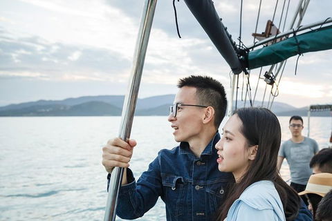 Whitsundays Sunset Sailing Cruise - Accommodation Mount Tamborine 7