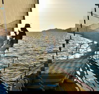 Magnetic Island Twilight Sailing Cruise - Accommodation Mount Tamborine