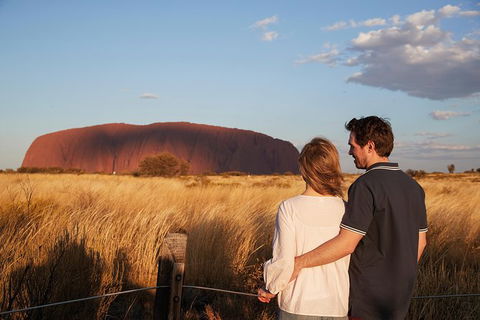 Uluru (Ayers Rock) Sunset With Outback Barbecue Dinner And Star Tour - Accommodation Mount Tamborine 0