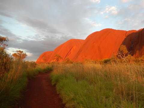 Uluru Sunrise And Guided Base Walk - Accommodation Mount Tamborine 3