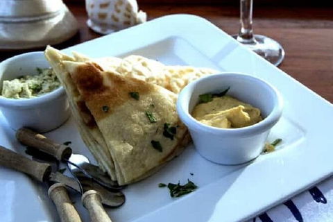 Darwin Sunset Dinner Cruise On Cape Adieu - Accommodation Mount Tamborine 6