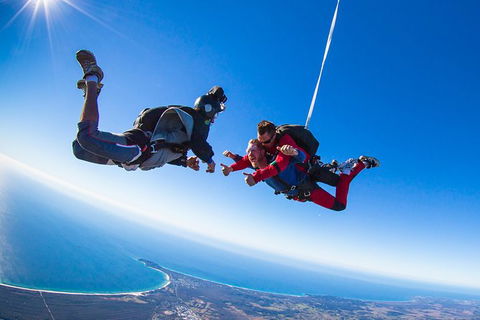 Byron Bay Tandem Sky Dive - Accommodation Mount Tamborine 5