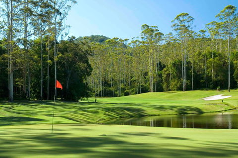 Bonville Golf Resort - Accommodation Mount Tamborine 1