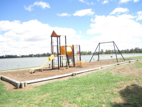 Gum Bend Lake - Accommodation Mount Tamborine 0