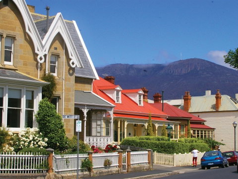 Battery Point - Accommodation Mount Tamborine 0