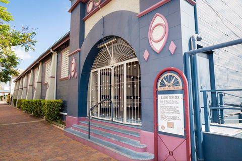 Radio Picture Theatre - Accommodation Mount Tamborine 0
