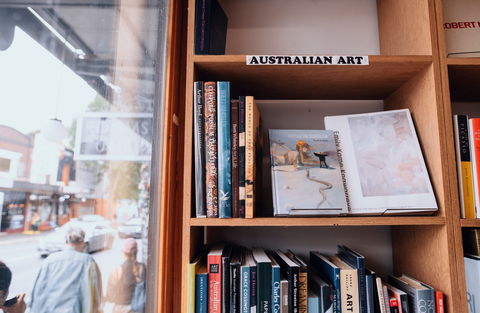 Repressed Records - Accommodation Mount Tamborine 0