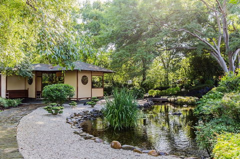 Tours At Campbelltown Arts Centre - Accommodation Mount Tamborine 0