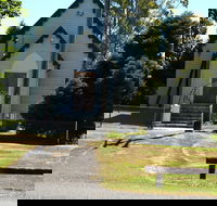 Waratah - Accommodation Mount Tamborine
