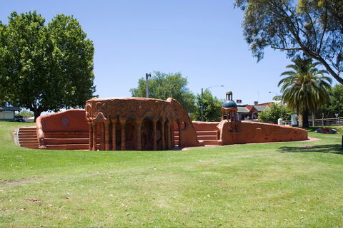 Benalla Ceramic Mural - Accommodation Mount Tamborine 1