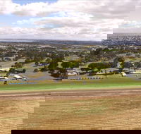 Colac Turf Club - Accommodation Mount Tamborine