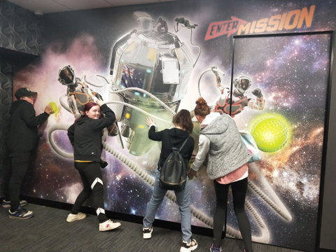 Entermission Melbourne - Team Based Virtual Reality Escape Rooms - Accommodation Mount Tamborine 1