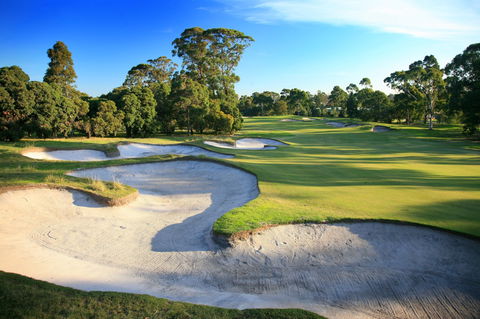 Huntingdale Golf Club - Accommodation Mount Tamborine 2