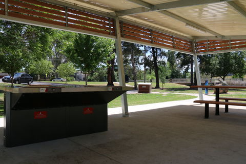 Les Stone Park - Accommodation Mount Tamborine 2