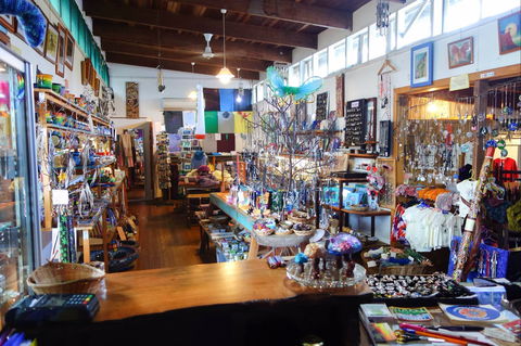 Nimbin Craft Gallery - Accommodation Mount Tamborine 0