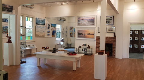 The Gallery - Accommodation Mount Tamborine 1