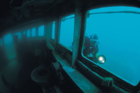 Ex HMAS Hobart Dive Site - Accommodation Mount Tamborine 0