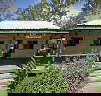 Lenroy Slab Hut - Accommodation Mount Tamborine