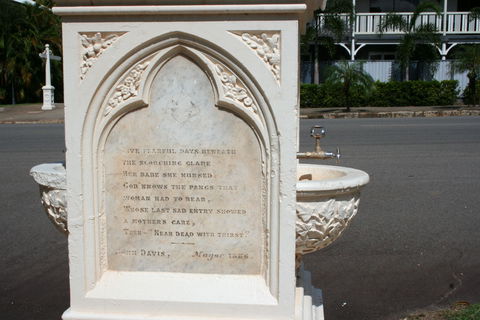 Mary Watson Monument Cooktown - Accommodation Mount Tamborine 0