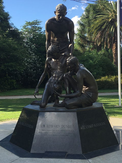 Weary Dunlop Memorial - Accommodation Mount Tamborine 0