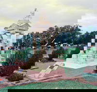 Weeping Mother Memorial - Accommodation Mount Tamborine