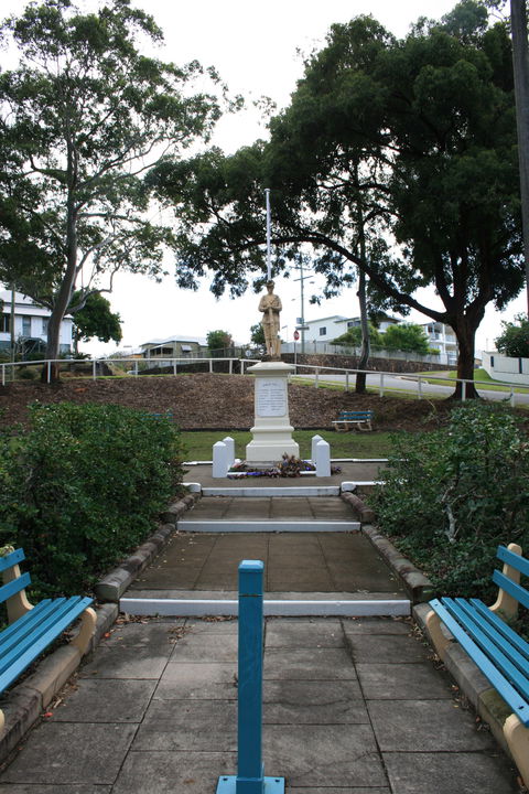 Manly War Memorial - Accommodation Mount Tamborine 2