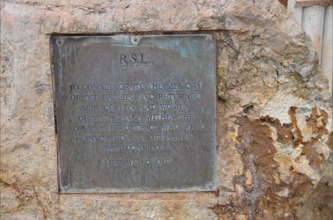 Mataranka War Memorial - Accommodation Mount Tamborine 1