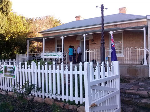 Mill Cottage Museum - Accommodation Mount Tamborine 0