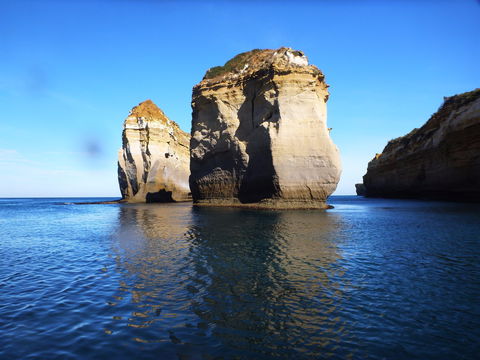 Twelve Apostles Marine National Park - Accommodation Mount Tamborine 1