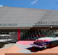 Birdwood - Accommodation Mount Tamborine