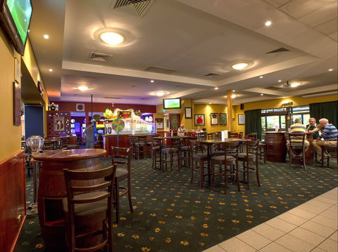 Canberra Irish Club - Accommodation Mount Tamborine 0