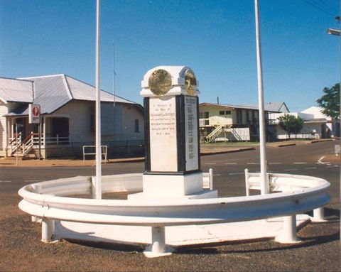 Cloncurry War Memorial - Accommodation Mount Tamborine 0