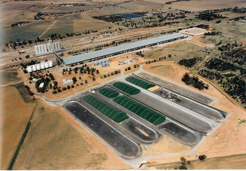 Co-operative Bulk Handling (CBH) Wheat Storage And Transfer Depot - Accommodation Mount Tamborine 0
