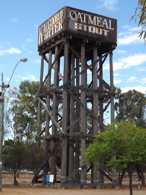 Merredin Railway Water Tower - Accommodation Mount Tamborine 1