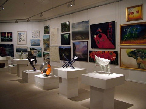 Stanthorpe Regional Art Gallery - Accommodation Mount Tamborine 0