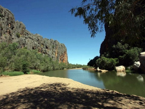 Time Walk, Windjana Gorge National Park - Accommodation Mount Tamborine 1
