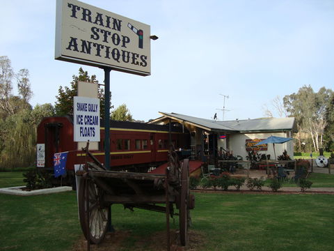 Train Stop Antiques - Accommodation Mount Tamborine 0