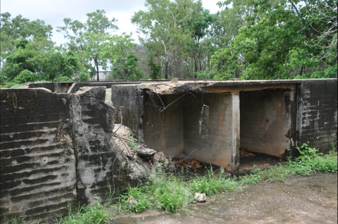 WWII Quarantine Anti Aircraft Battery Site - Accommodation Mount Tamborine 1