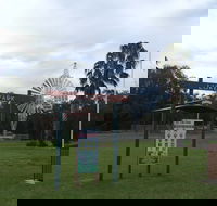 Luke Park and Jerilderie Lake - Accommodation Mount Tamborine