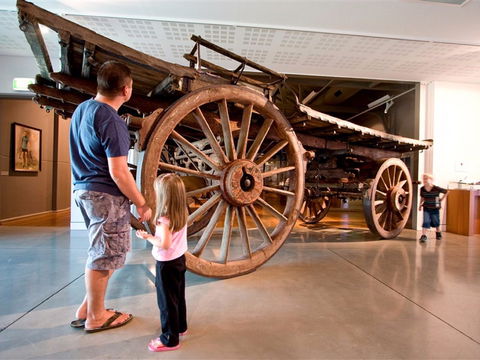 Western Plains Cultural Centre - Accommodation Mount Tamborine 1