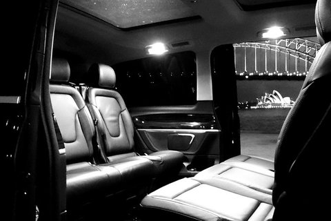REGAL - Luxury Airport Round Trip, Bespoke Premium Transfer And Tours - Accommodation Mount Tamborine 0