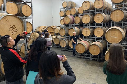 Hunter Valley Small Group Wine, Gin, Cheese & Chocolate Tour - Accommodation Mount Tamborine 8