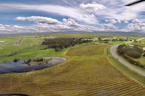 Private Helicopter Flight To Hunter Valley With A La Carte Lunch - For 2 - Accommodation Mount Tamborine 5