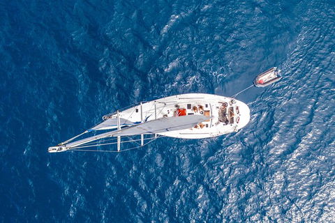 Small-Group Queensland Full-Day Sail Retreat Experience - Accommodation Mount Tamborine 5
