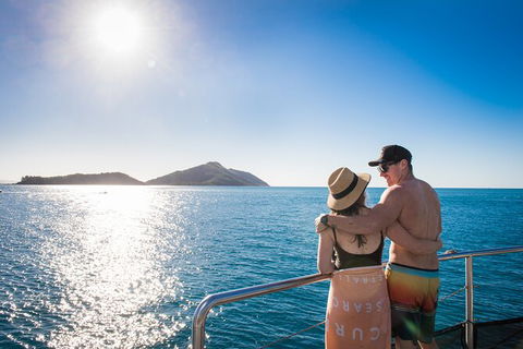 Day Sail The Whitsunday Islands On Atlantic Clipper From Airlie Beach - Accommodation Mount Tamborine 5