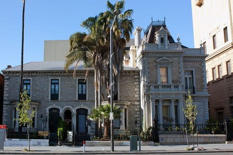 Departure Private Transfers: Adelaide To Adelaide Airport ADL In Business Car - Accommodation Mount Tamborine 3