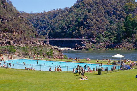 5 Day 4 Night Guided Tasmania Tour - Accommodation Mount Tamborine 2